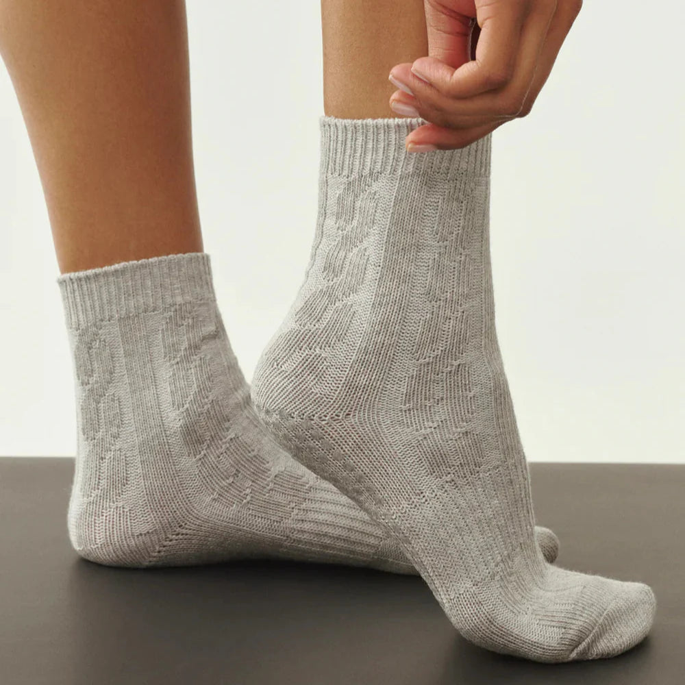 Crew Grip Socks - Cable Knit (Barre / Pilates)