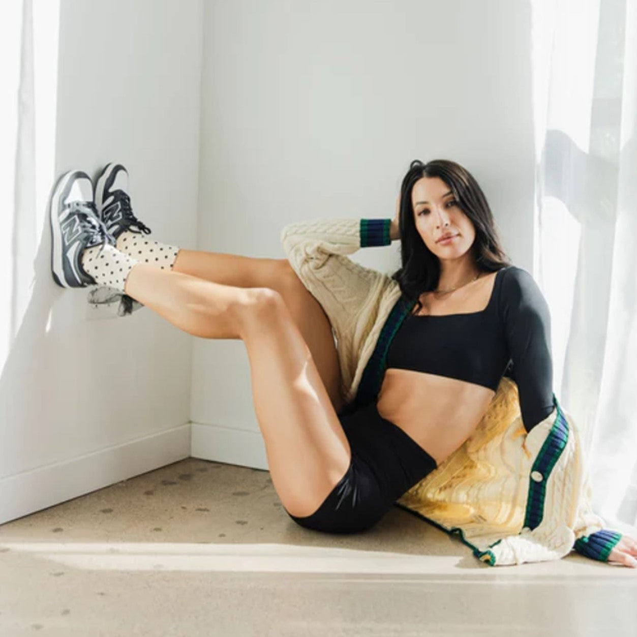 Polka Dot Shorty Crew - Crew Grip Sock (Barre / Pilates)