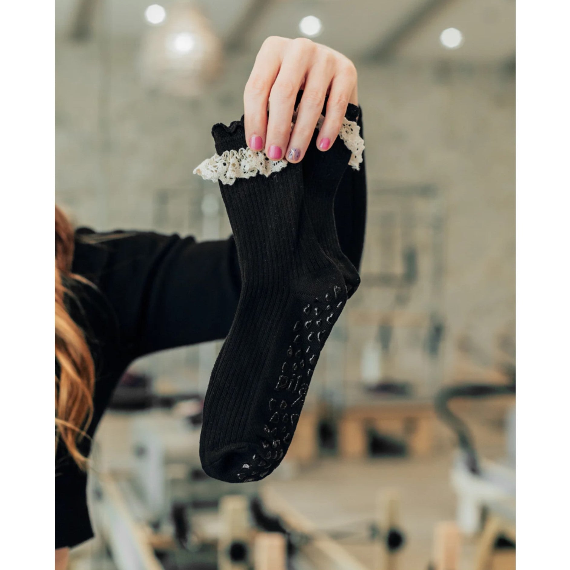 Lace Ankle - Grip Sock (Barre / Pilates)