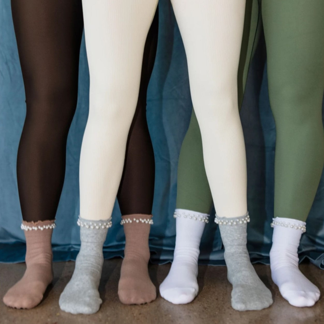 Pretty In Pearls - Crew Grip Sock (Barre / Pilates)