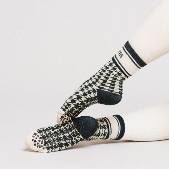 Slopes Houndstooth - Crew Grip Sock (Barre / Pilates)