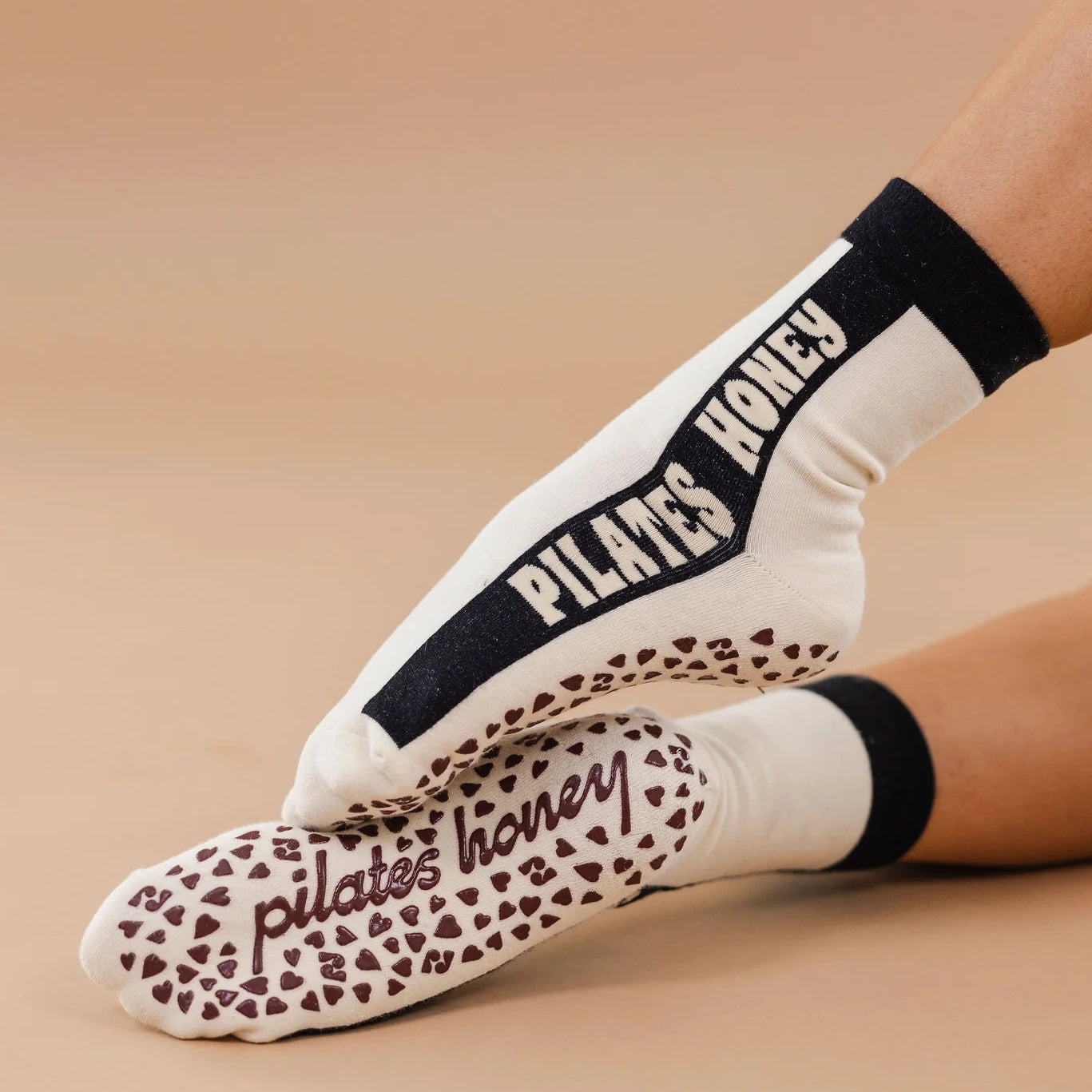 Pilates Honey Crew Grip Socks - Cream/Black (Barre / Pilates)