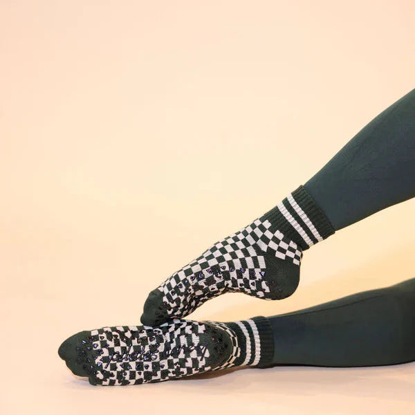 Mustang Knit - Ankle Grip Socks (Barre / Pilates)