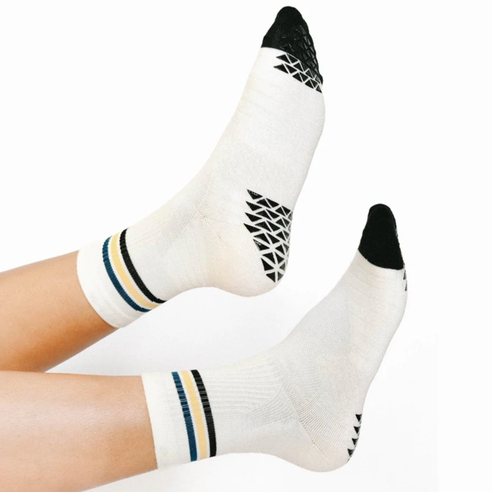Phoebe Ankle Runner Grip Sock - (Running)