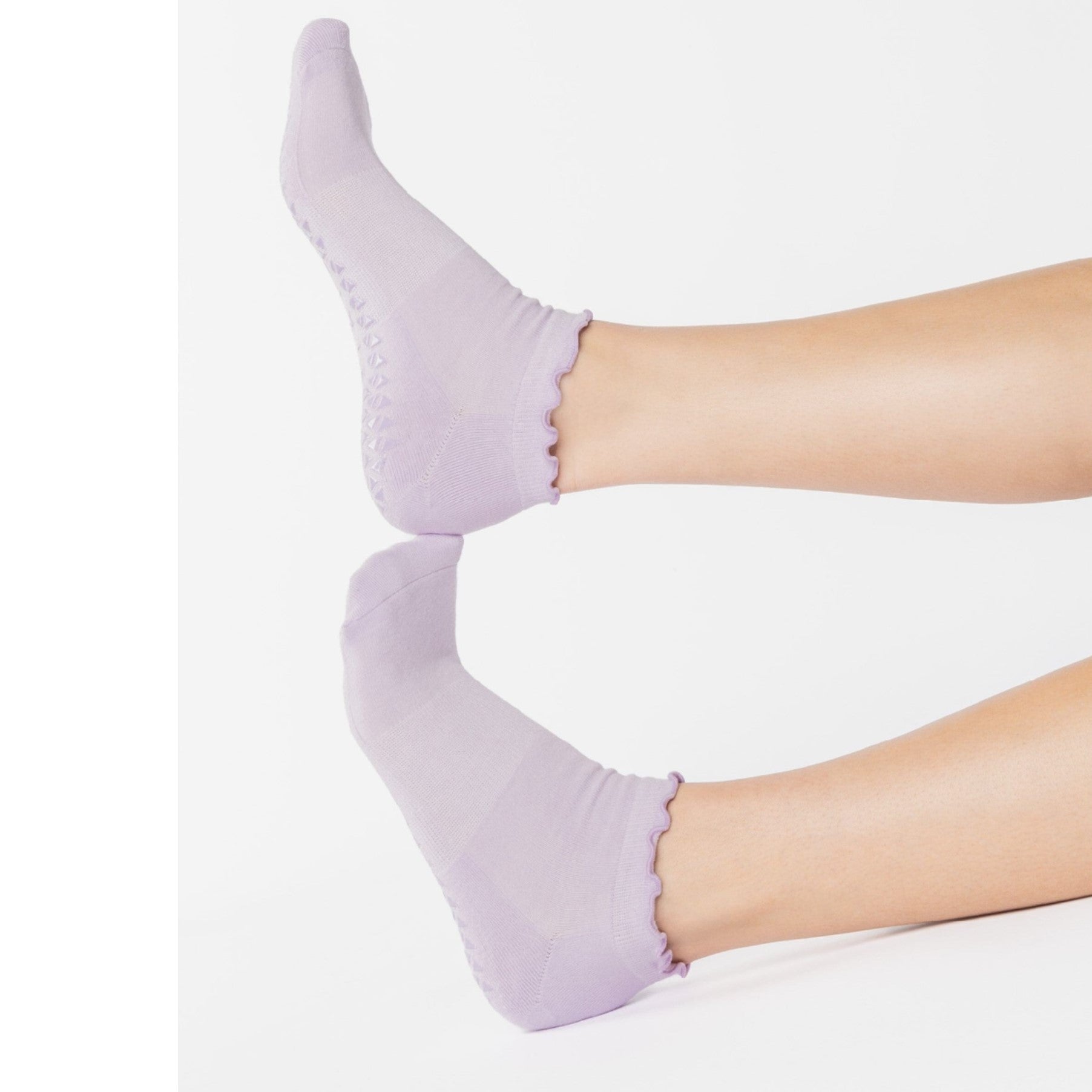 Ruffle Ankle Grip Socks - Barre/Pilates