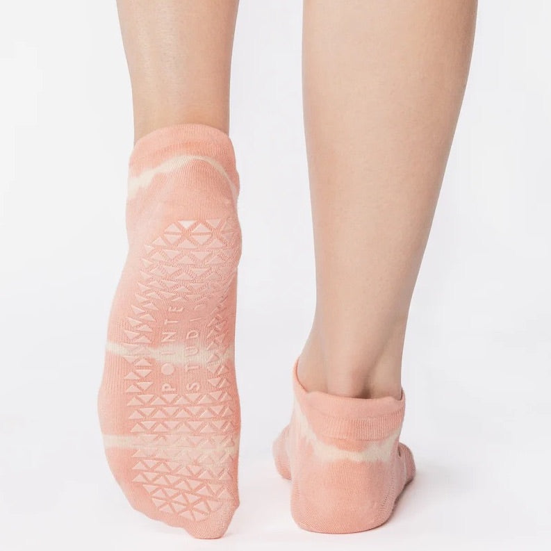 Grip Strap Socks - Shibori Coral (Barre / Pilates)