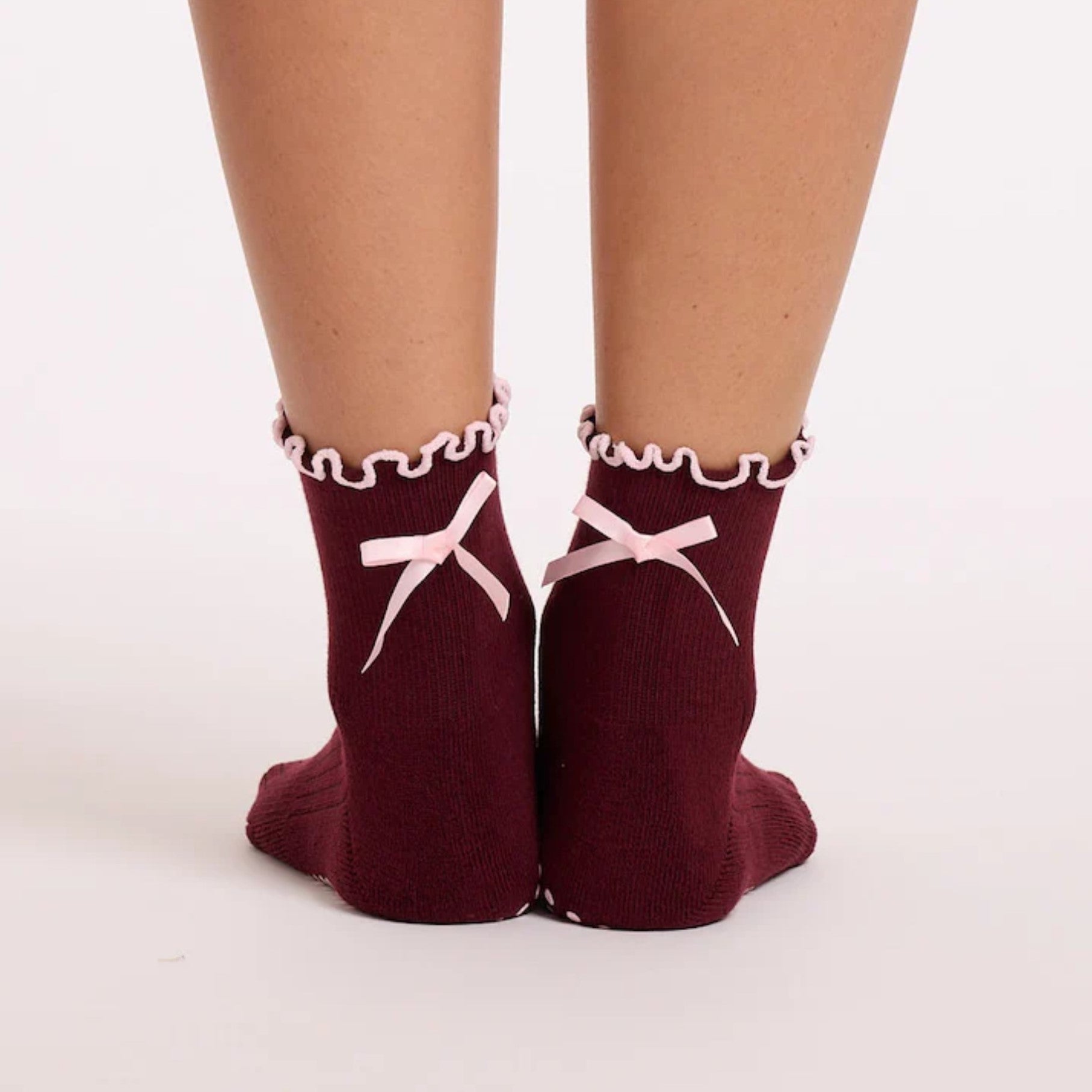 Ruffle Bow Grip Socks (Barre / Pilates)