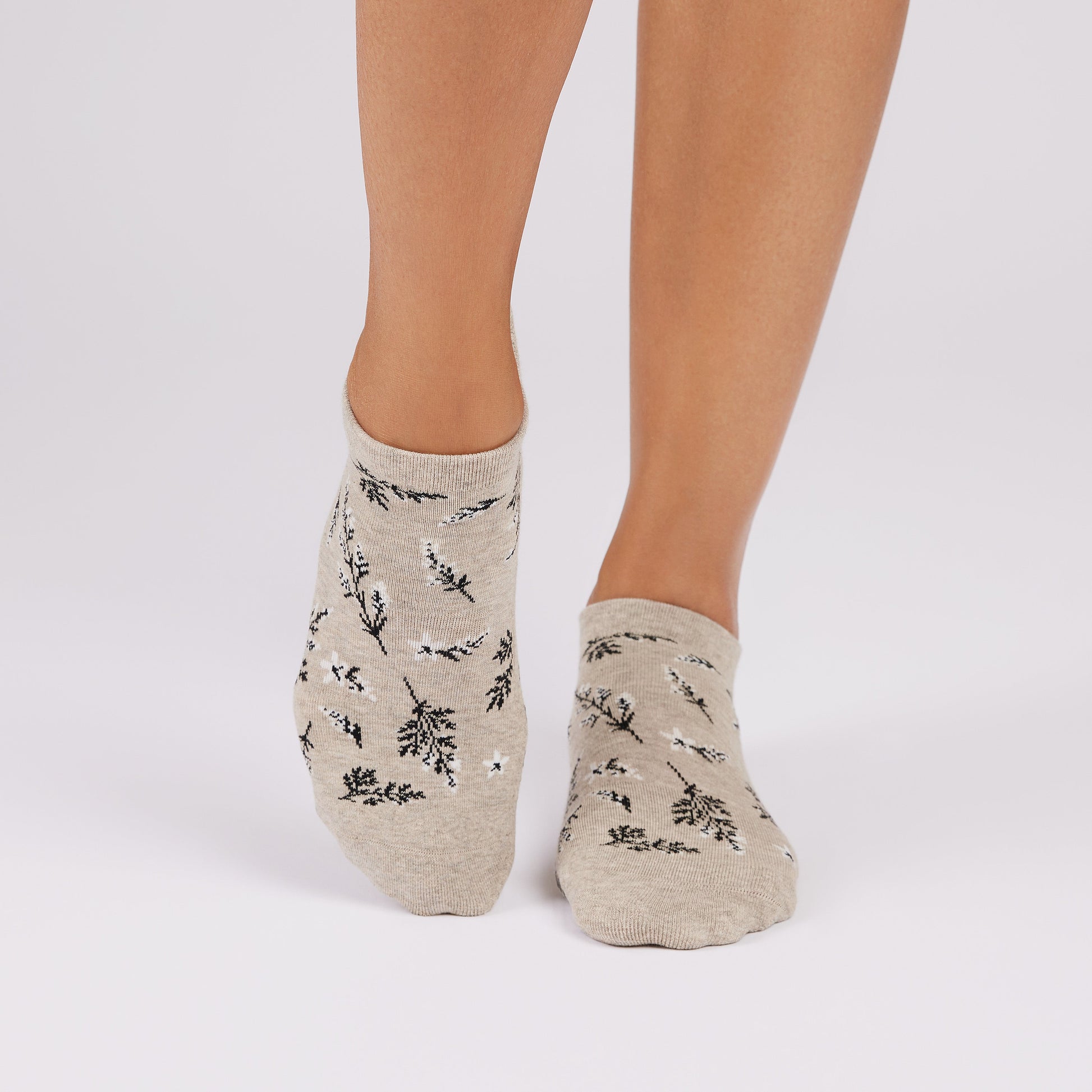 Savvy Grip Socks - Heather Shitake