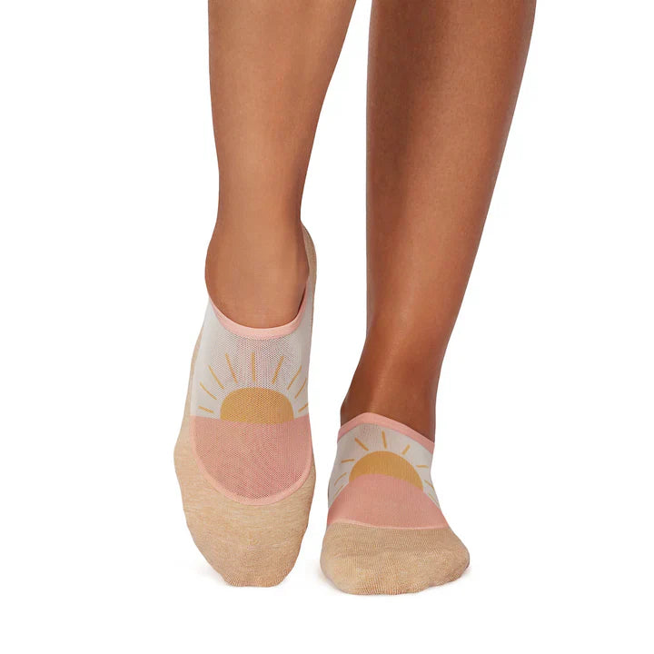 Maddie Grip Socks - Outshine (Pilates / Barre)
